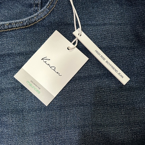 Size 30 reg length, new with tags - Picture 2 of 3